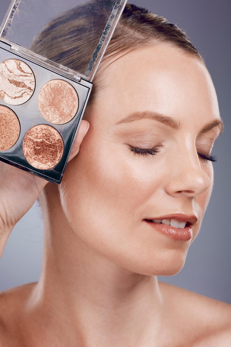 Natural Glow - Fresh, natural makeup look that enhances your beauty | Bella Beauty Gallery